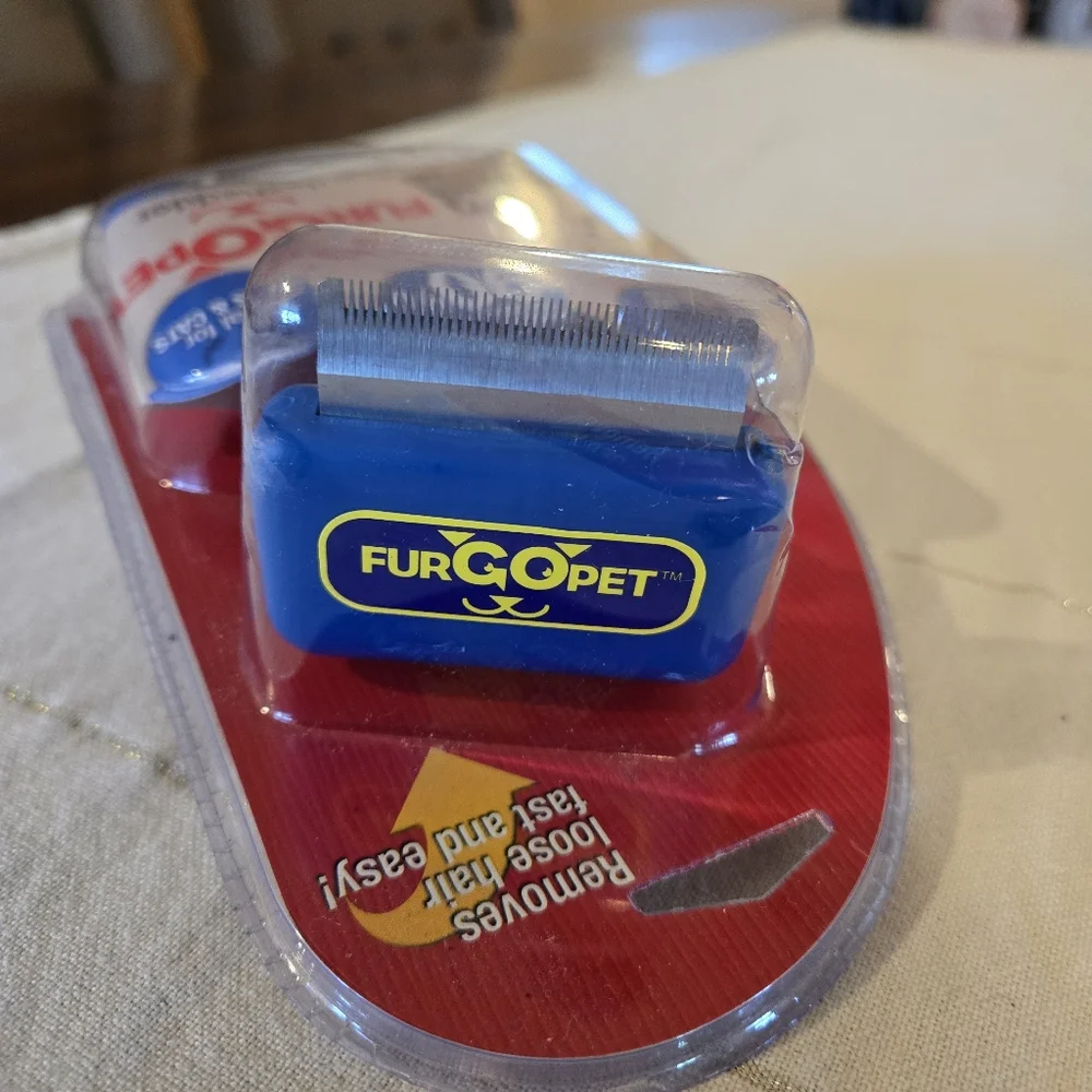 Furgo Pet Deshedder Tool